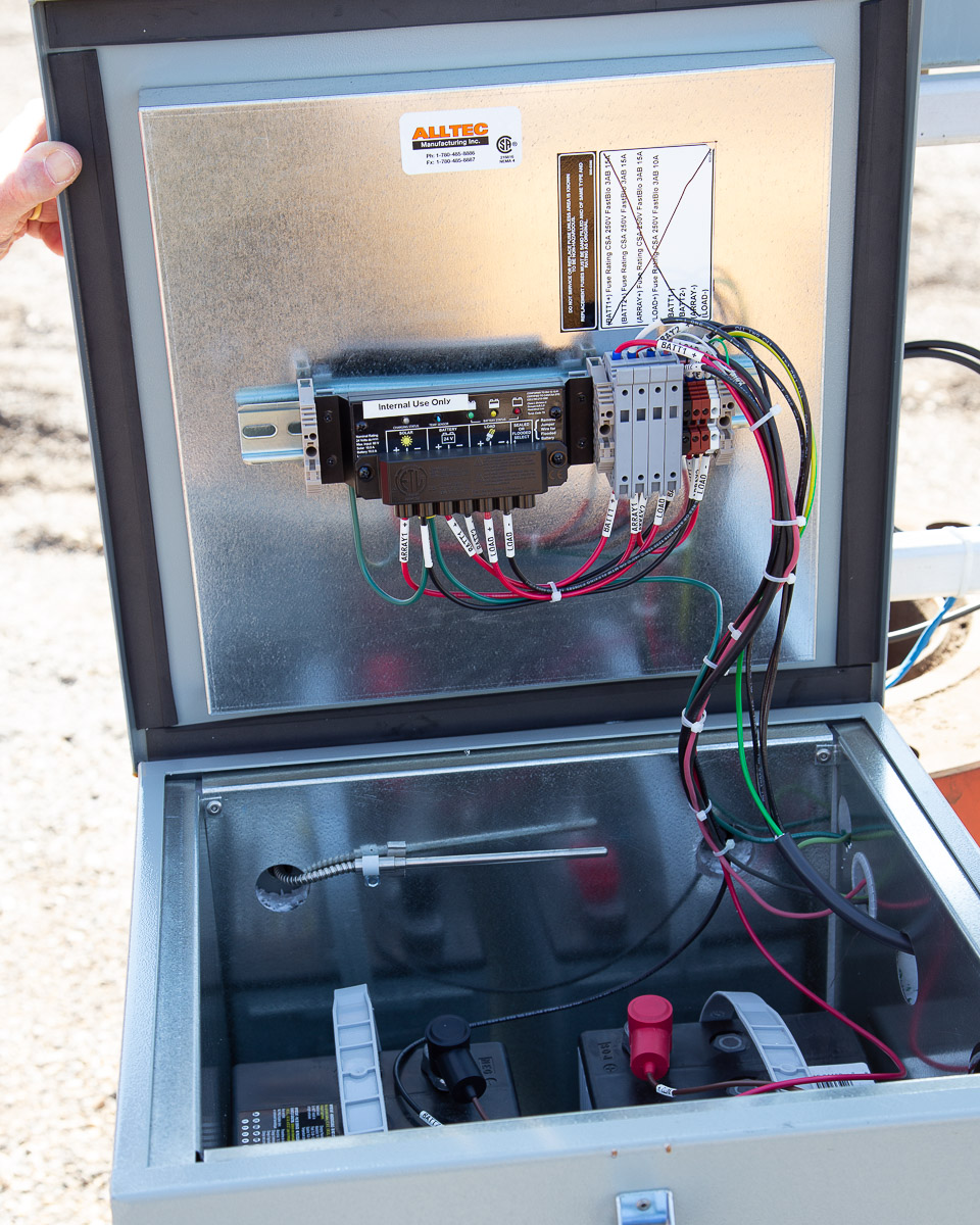 Solar Charge controller (Dycor remote test station)